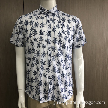 Men's print short sleeve shirt in summer